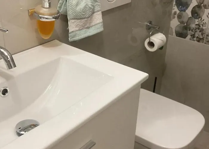 Forio Gg Mit Privatem Garten By Interhome * Искья